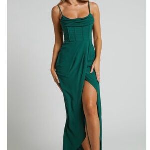 Elegant Green Evening Gown